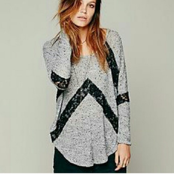 Free People Sweaters - Free People light weight sweeter